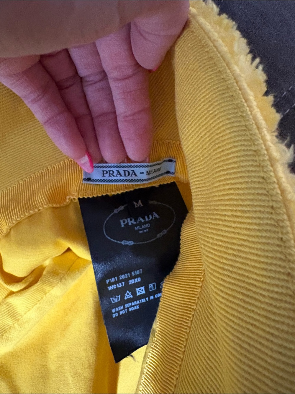 PRADA Yellow Bucket Hat - Milano Logo - Picture 3 of 5